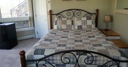 Stone Waters Inn Bellaire المظهر الخارجي الصورة