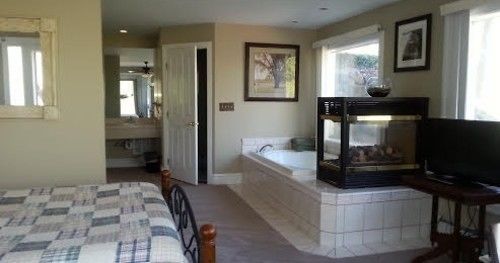 Stone Waters Inn Bellaire المظهر الخارجي الصورة
