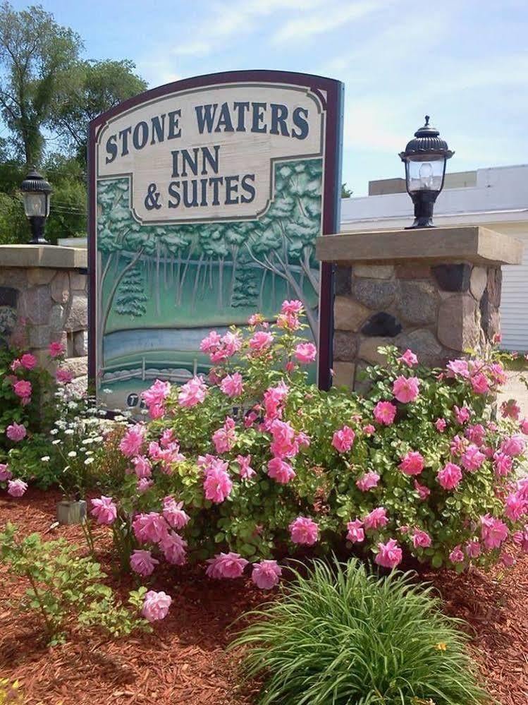 Stone Waters Inn Bellaire المظهر الخارجي الصورة